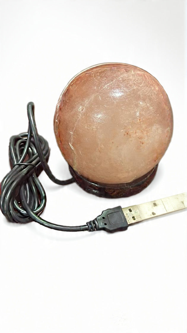 Himalayan Salt Lamp – Natural Crystal Night Light & Air Purifier